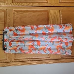 ☀️NWT Flowy, chiffon pants ✨️ Size L ✨️ never worn. VACATION VIBES 🌴